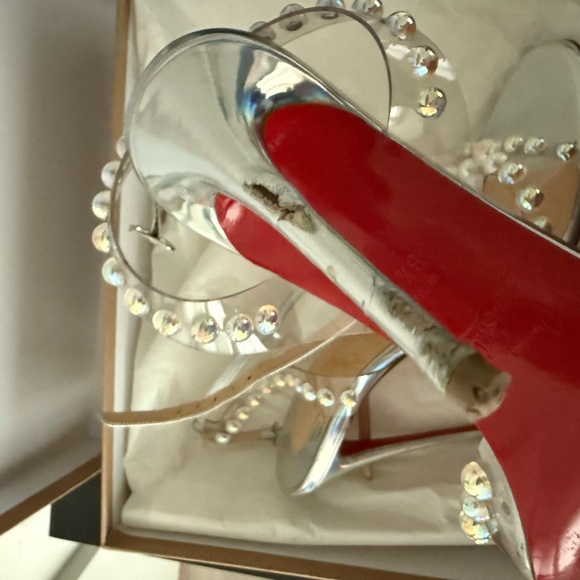 Elegant Silver Stiletto Heels - Picture 5 of 6